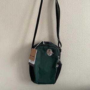 Pacsafe Vibe 200 Green Travel Crossbody Bag NWT RFID Purse